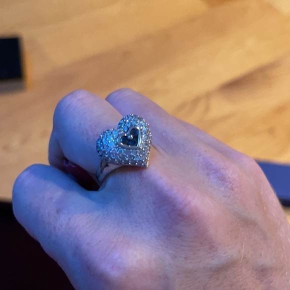 Sparkly Heart Ring - Picture 2 of 3
